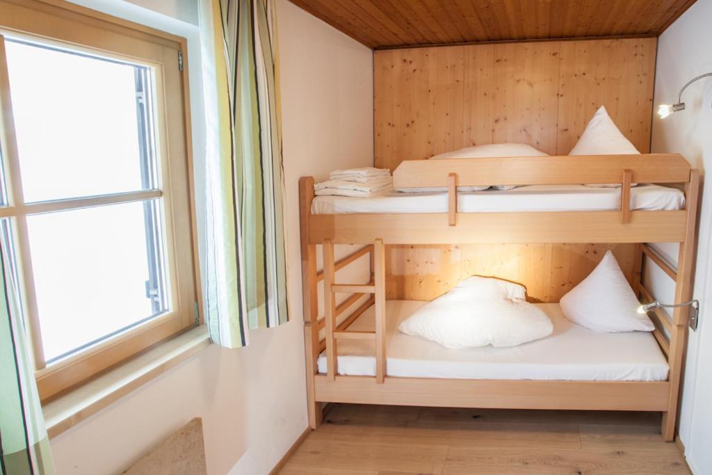 Chalet Appartement Alpenherz Saalbach-Hinterglemm Rom bilde