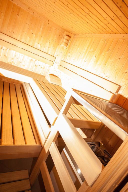 Chalet Appartement Alpenherz Saalbach-Hinterglemm Rom bilde
