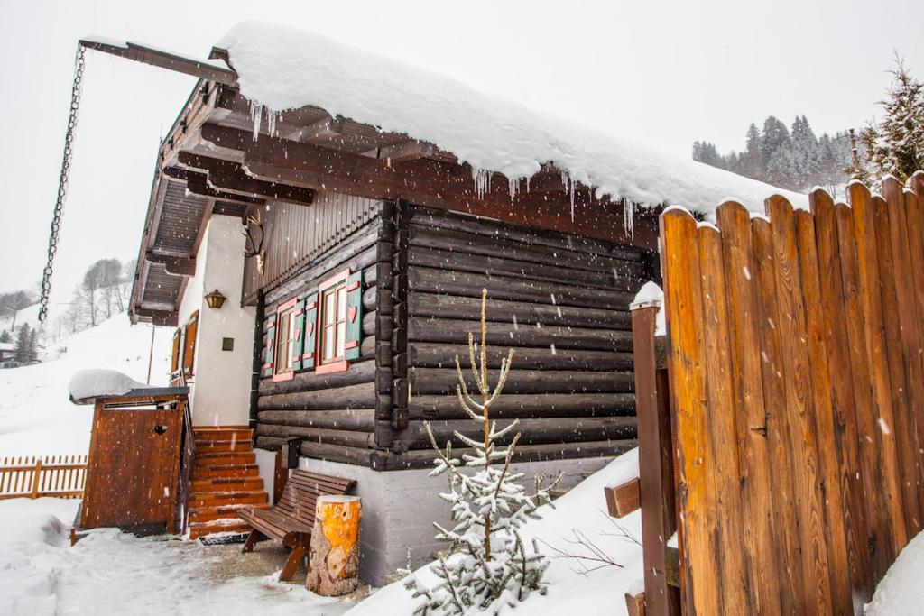 Chalet Appartement Alpenherz Saalbach-Hinterglemm Rom bilde